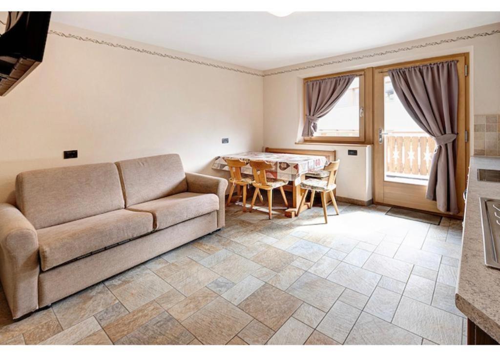 Casa Da Claudia Apartment Livigno Exterior photo